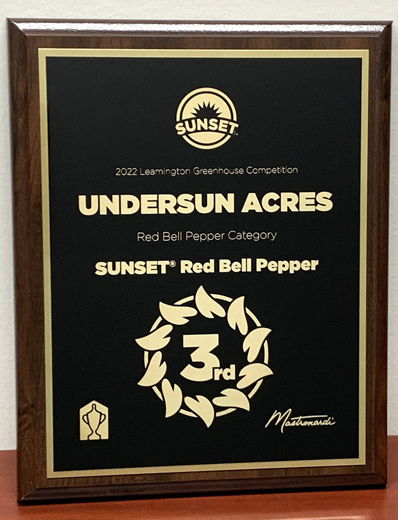 2022 Leamington Greenhouse Competitions 3rd place award for Red Bell Peppers